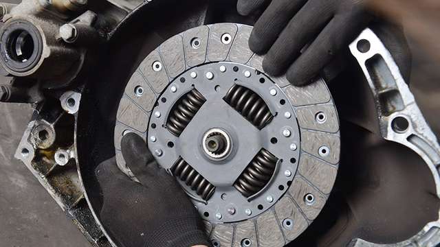5 Parts That Should Be Changed During A Clutch Replacement | AutoGuru