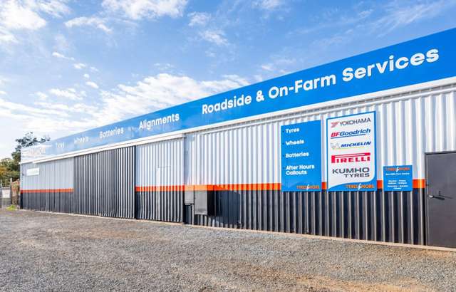 Tyres & More Red Cliffs workshop gallery image