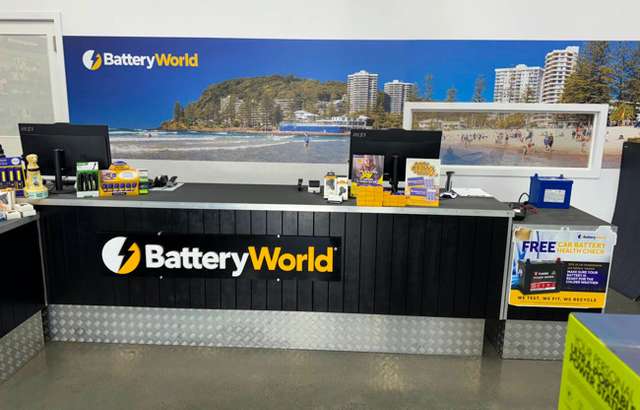 Battery World Burleigh workshop gallery image