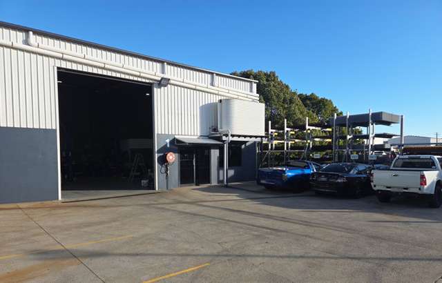 Fellas Mechanical and RWC workshop gallery image