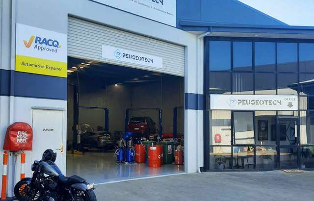 Peugeotech workshop gallery image