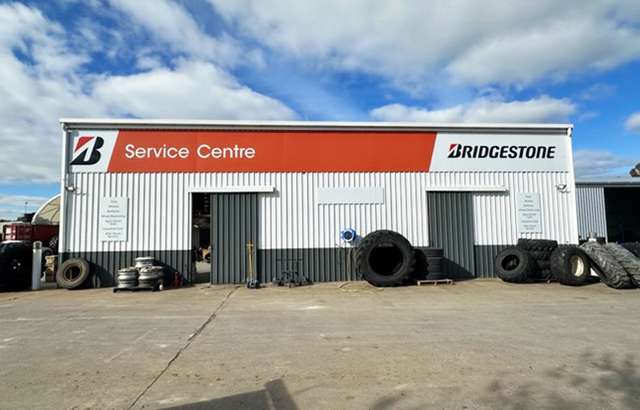 Bridgestone Service Centre Bordertown - Merrett Road workshop gallery image