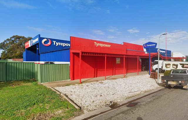 Cobram Tyrepower workshop gallery image