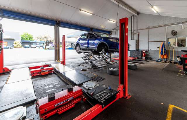 Goodyear Autocare Wynnum workshop gallery image