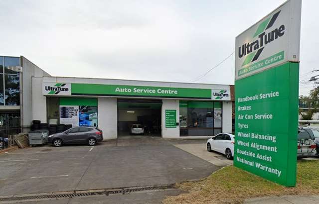 Ultra Tune Glen Waverley workshop gallery image