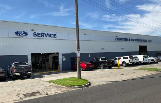 Courtney & Patterson Ford workshop gallery image