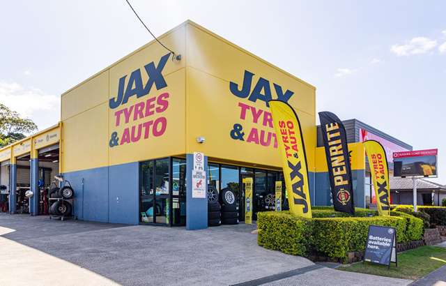 JAX Tyres & Auto Caloundra workshop gallery image