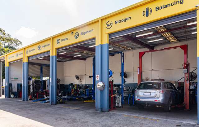 JAX Tyres & Auto Caloundra workshop gallery image