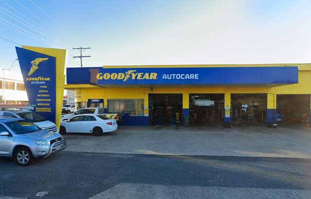 Goodyear Autocare Gladstone workshop gallery image