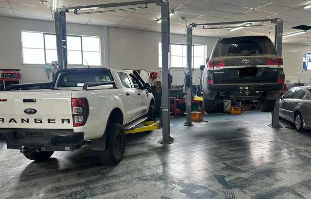 Fyshwick Auto Repairs workshop gallery image