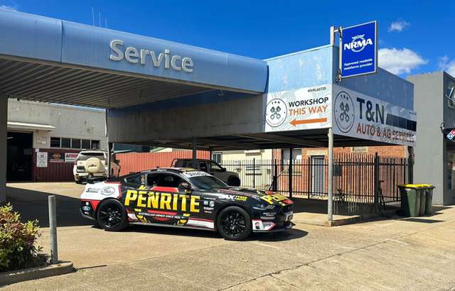 T & N Auto & Ag workshop gallery image