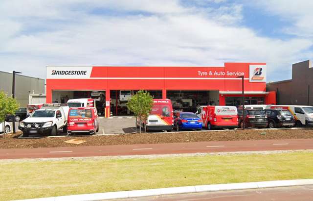 Bridgestone Select Tyre & Auto Embleton workshop gallery image