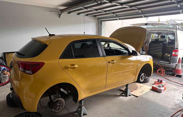 Gas Guzzler Mobile Mechanic workshop gallery image