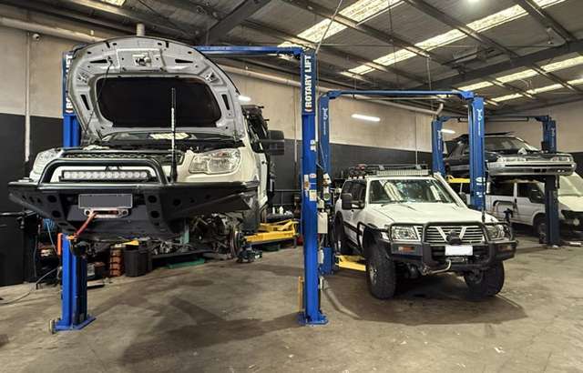 LUD Automotive & Performance workshop gallery image