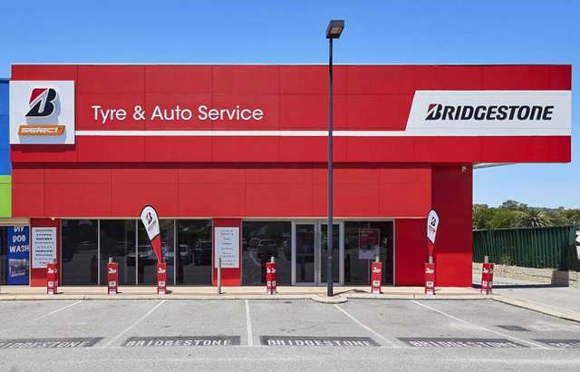 Bridgestone Select Tyre & Auto Kelmscott workshop gallery image