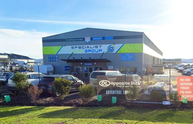 Specialist Auto Cambridge workshop gallery image