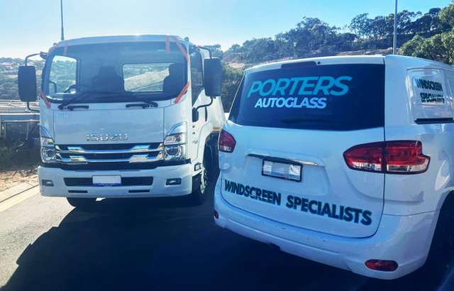 Porters Autoglass workshop gallery image