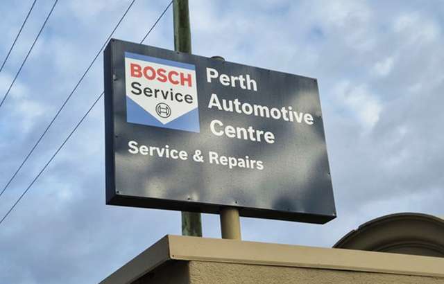 Perth Automotive Centre workshop gallery image