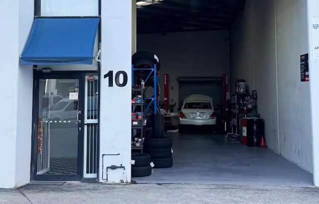 Caliber Auto Repairs & Tyres workshop gallery image