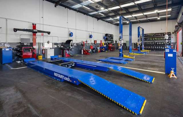 Bridgestone Select Tyre & Auto Deer Park workshop gallery image