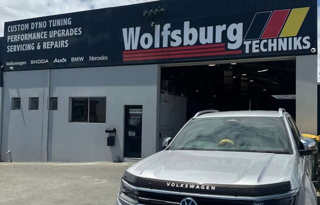 Wolfsburg Techniks workshop gallery image