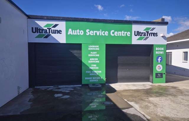 Ultra Tune Seaton workshop gallery image