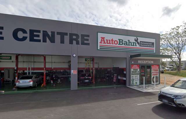 Autobahn Mechanical and Electrical Services Canning Vale workshop gallery image
