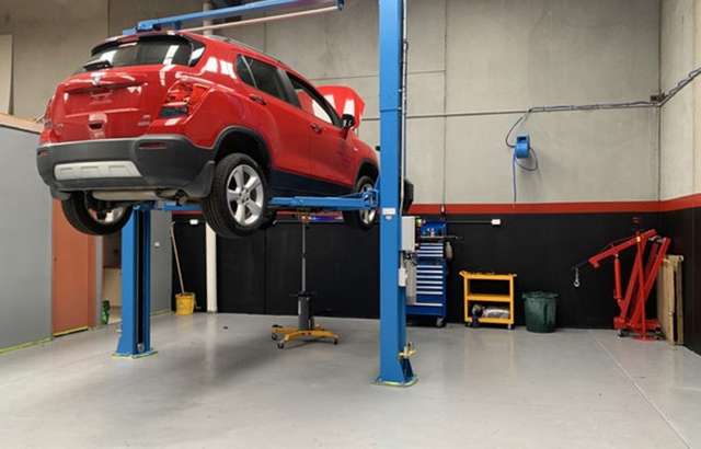 Dashmesh Auto Care workshop gallery image