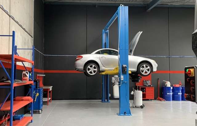 Dashmesh Auto Care workshop gallery image