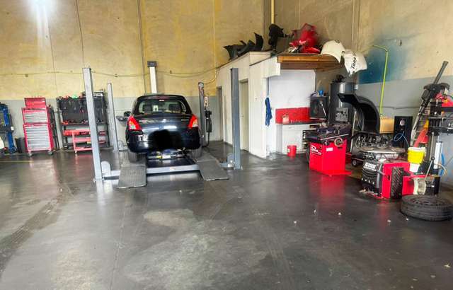 Journey Automotive workshop gallery image