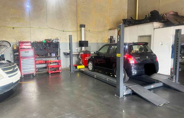 Journey Automotive workshop gallery image