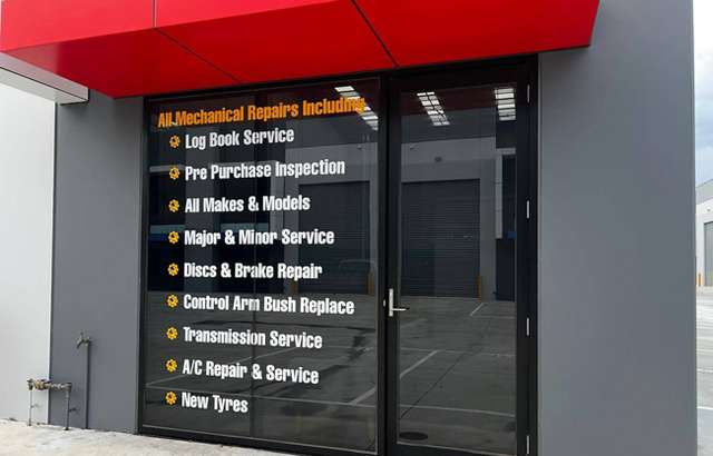 Royyals Automotives Warragul workshop gallery image