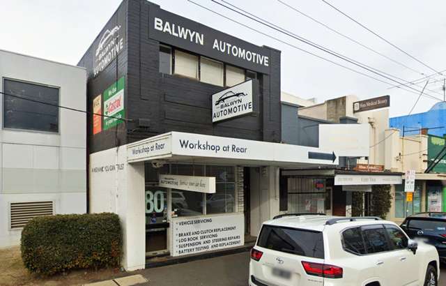 Balwyn Automotive workshop gallery image