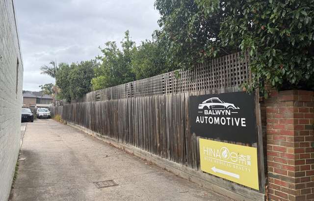 Balwyn Automotive workshop gallery image