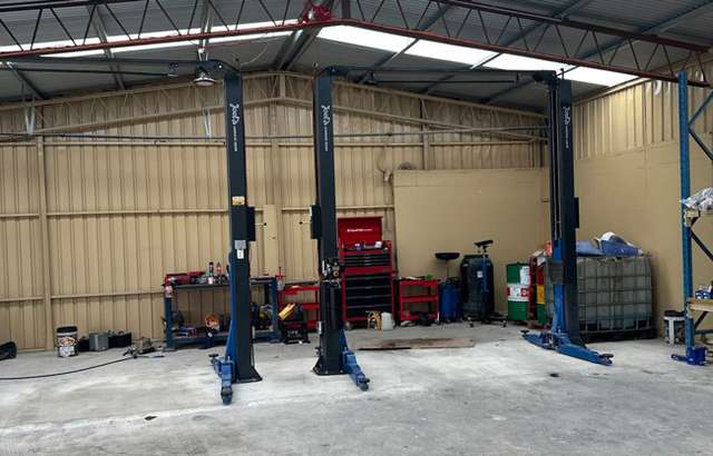 SA Auto Expert workshop gallery image