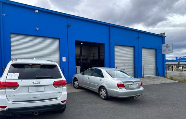Motormates Repair workshop gallery image