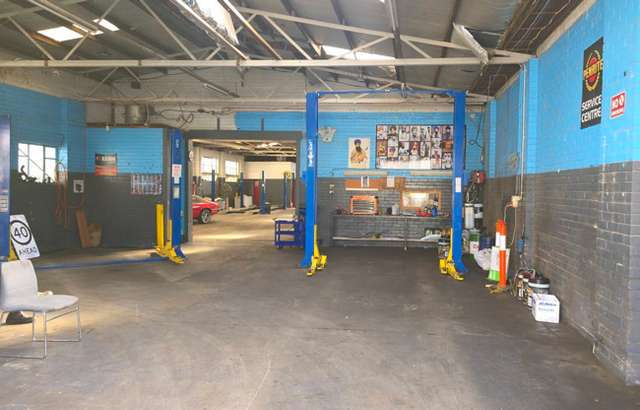 Justfix Automotive workshop gallery image