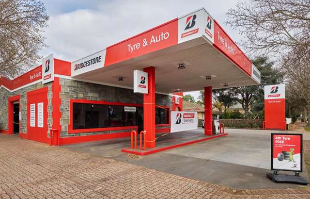 Bridgestone Select Tyre & Auto Hawthorn workshop gallery image