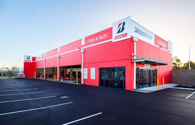 Bridgestone Select Tyre & Auto Byford workshop gallery image