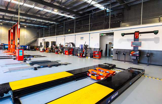 Bridgestone Select Tyre & Auto Byford workshop gallery image