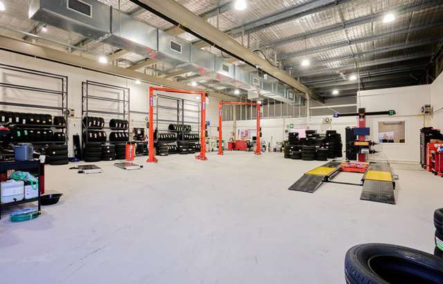 Bridgestone Select Tyre & Auto Oxley workshop gallery image