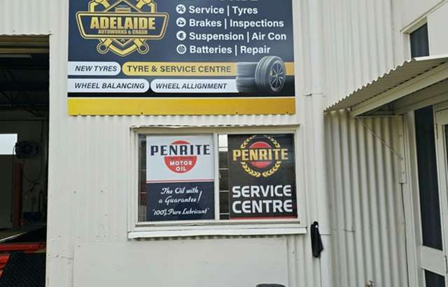 Adelaide Autoworks & Crash workshop gallery image