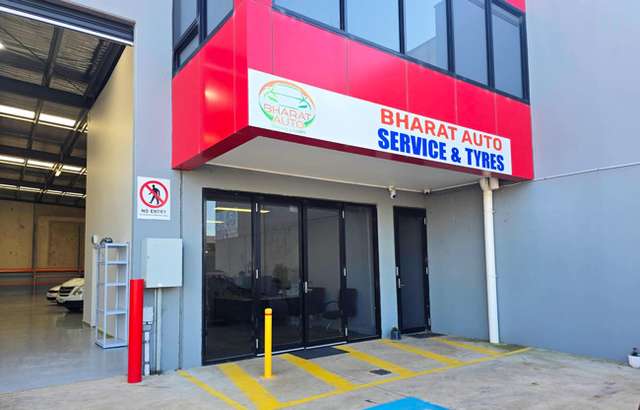 Bharat Auto Service & Tyres workshop gallery image