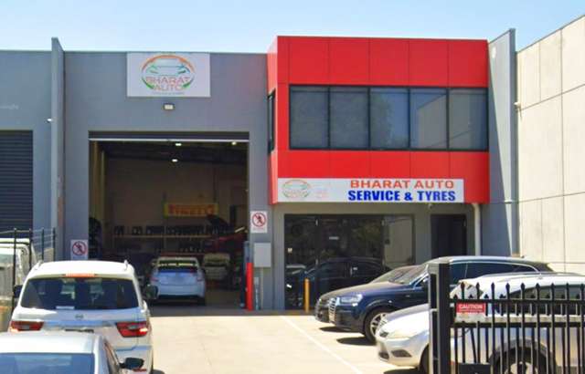Bharat Auto Service & Tyres workshop gallery image