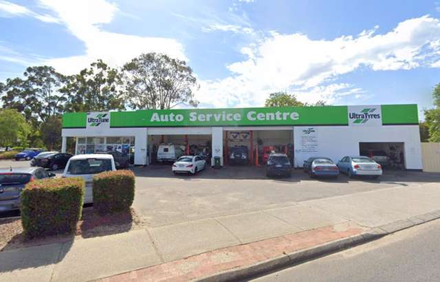 Ultra Tune Midland workshop gallery image