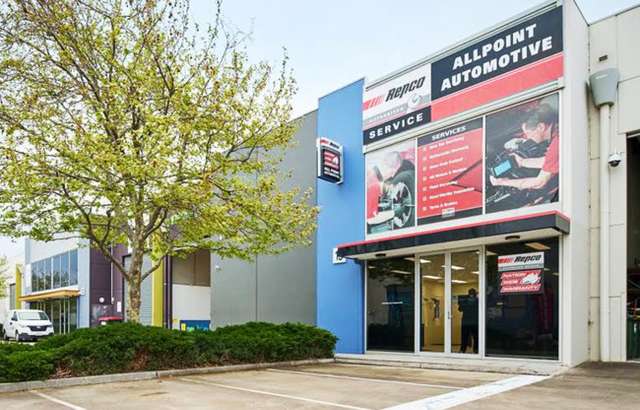 Allpoint Automotive workshop gallery image