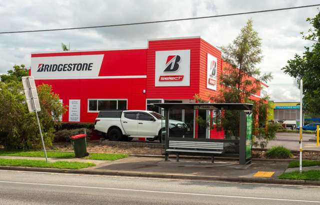 Bridgestone Select Tyre & Auto Redbank Plains workshop gallery image