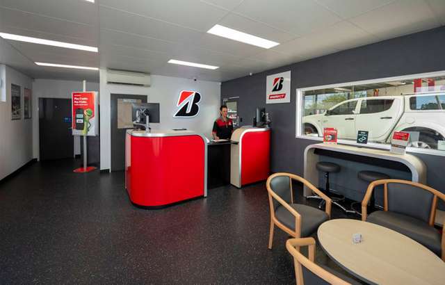 Bridgestone Select Tyre & Auto Redbank Plains workshop gallery image