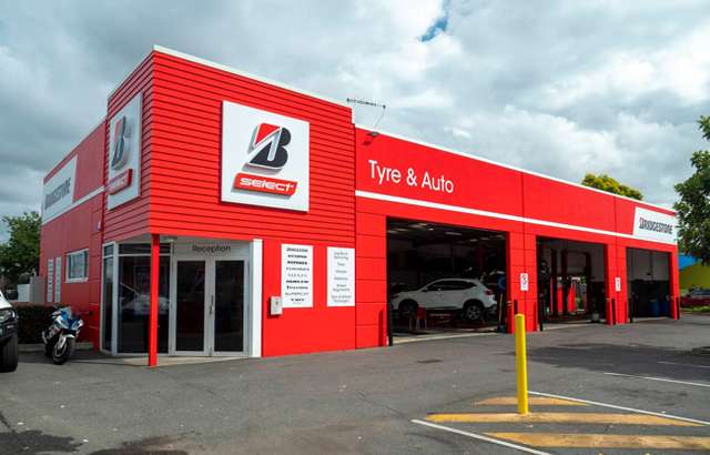 Bridgestone Select Tyre & Auto Redbank Plains workshop gallery image