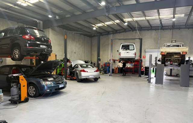 TJP Auto workshop gallery image
